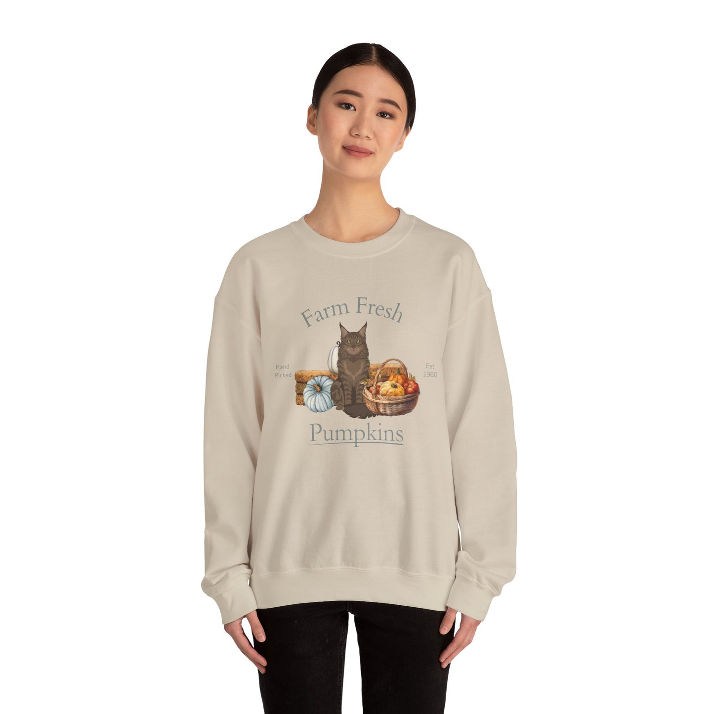 Maine Coon Cat Fall Farm Fresh Unisex Heavy Blend Crewneck Sweatshirt