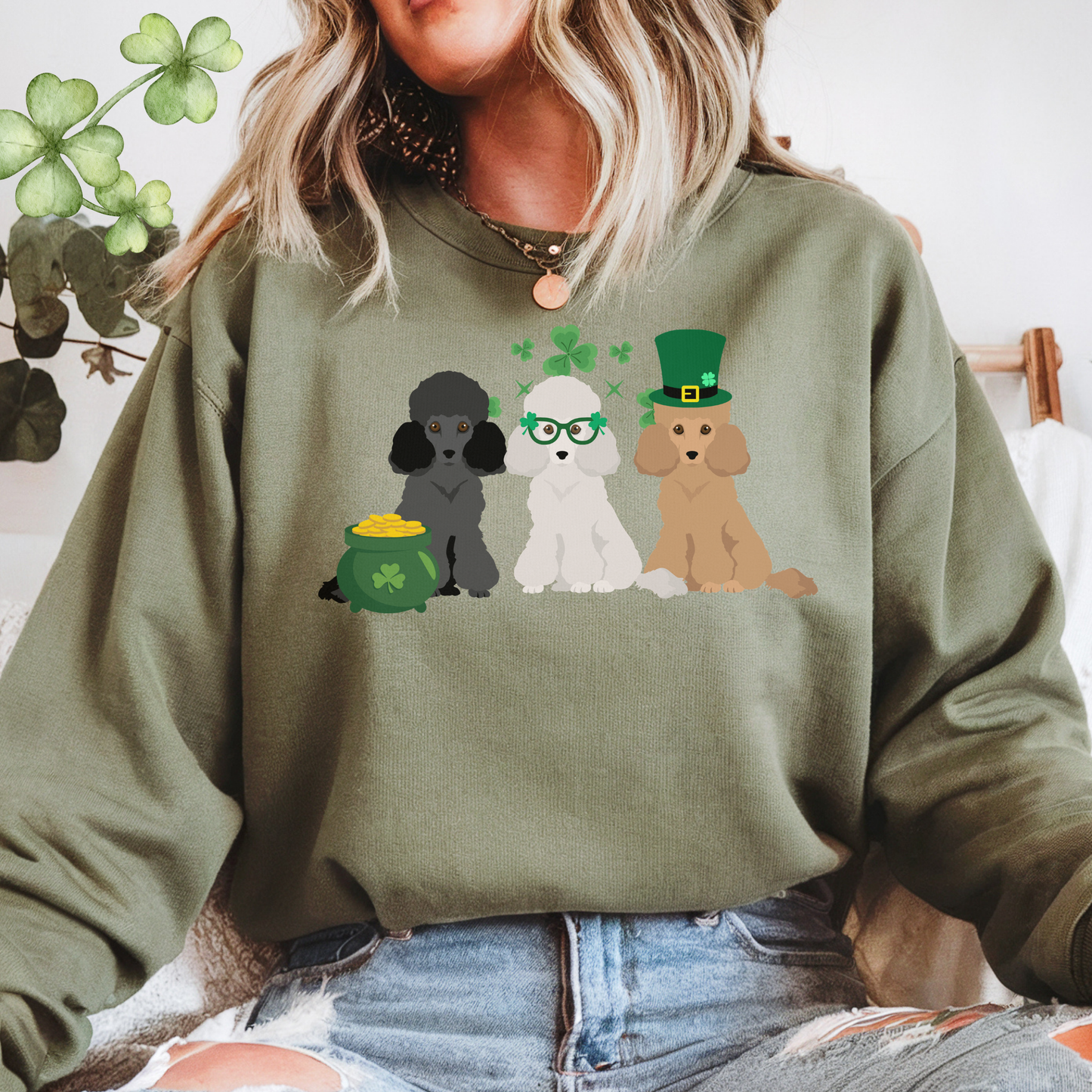 Poodle Dog St Patricks Day Unisex Heavy Blend Crewneck Sweatshirt, St Pattys day, Cute Dog Mom Gift