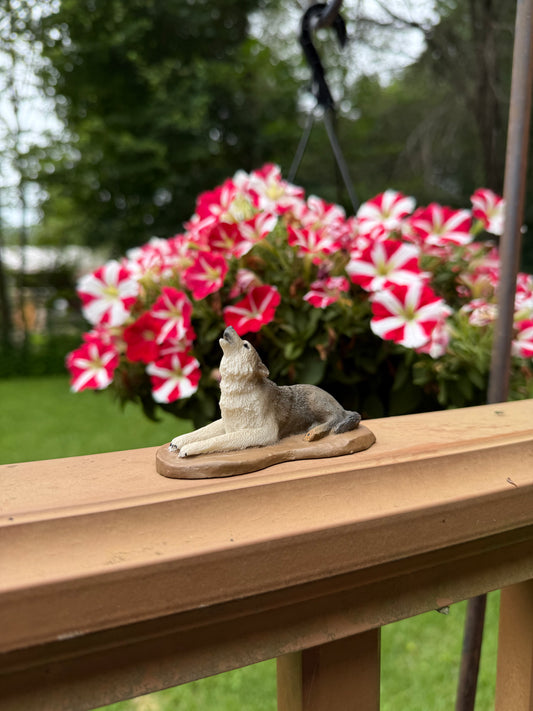 Wolf Figurine