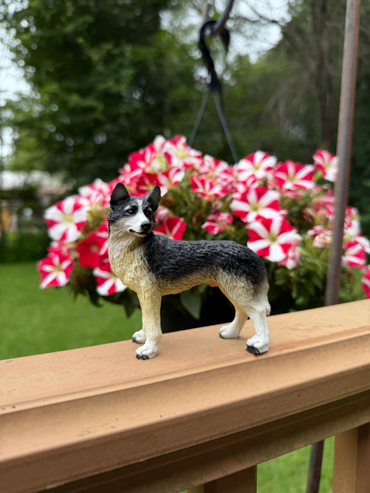 Siberian Husky Dog Figurine Brown eyes